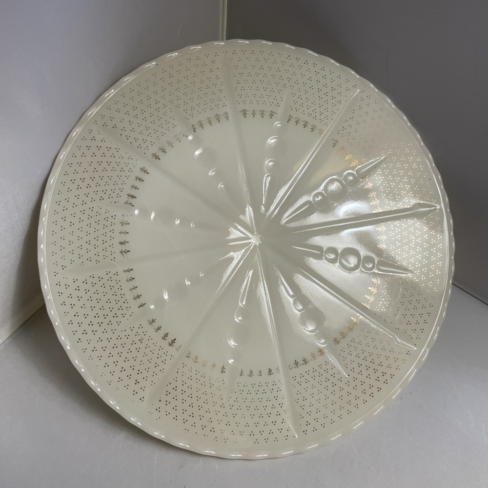 Vintage White Milk Glass Anchor Hocking 10" Round Pedestal Cake Stand Plate‎